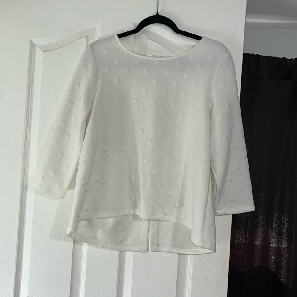 White dress shirt